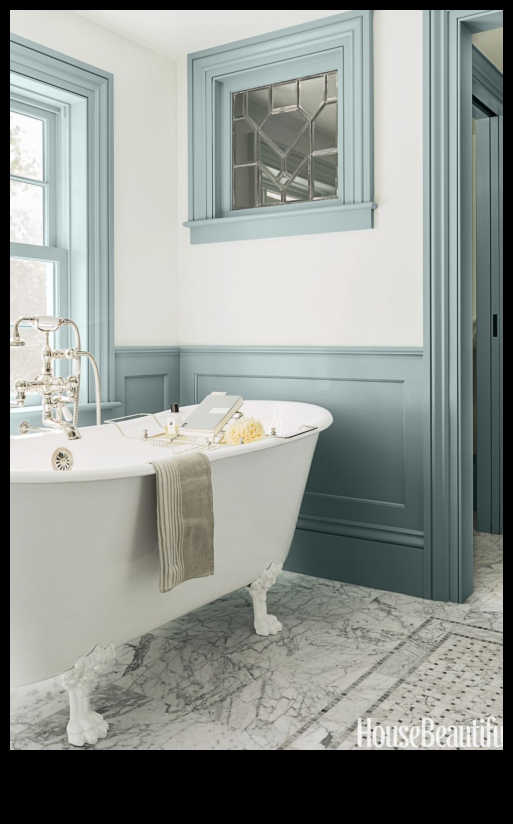 איך אני מקשט חדר רחצה בהשראת וינטג' עם נגיעות שאבי שיק?