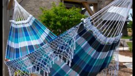 האם אתה יכול להציע Boho Accents עבור טרקלין ערסל חיצוני להרפיה אולטימטיבית?